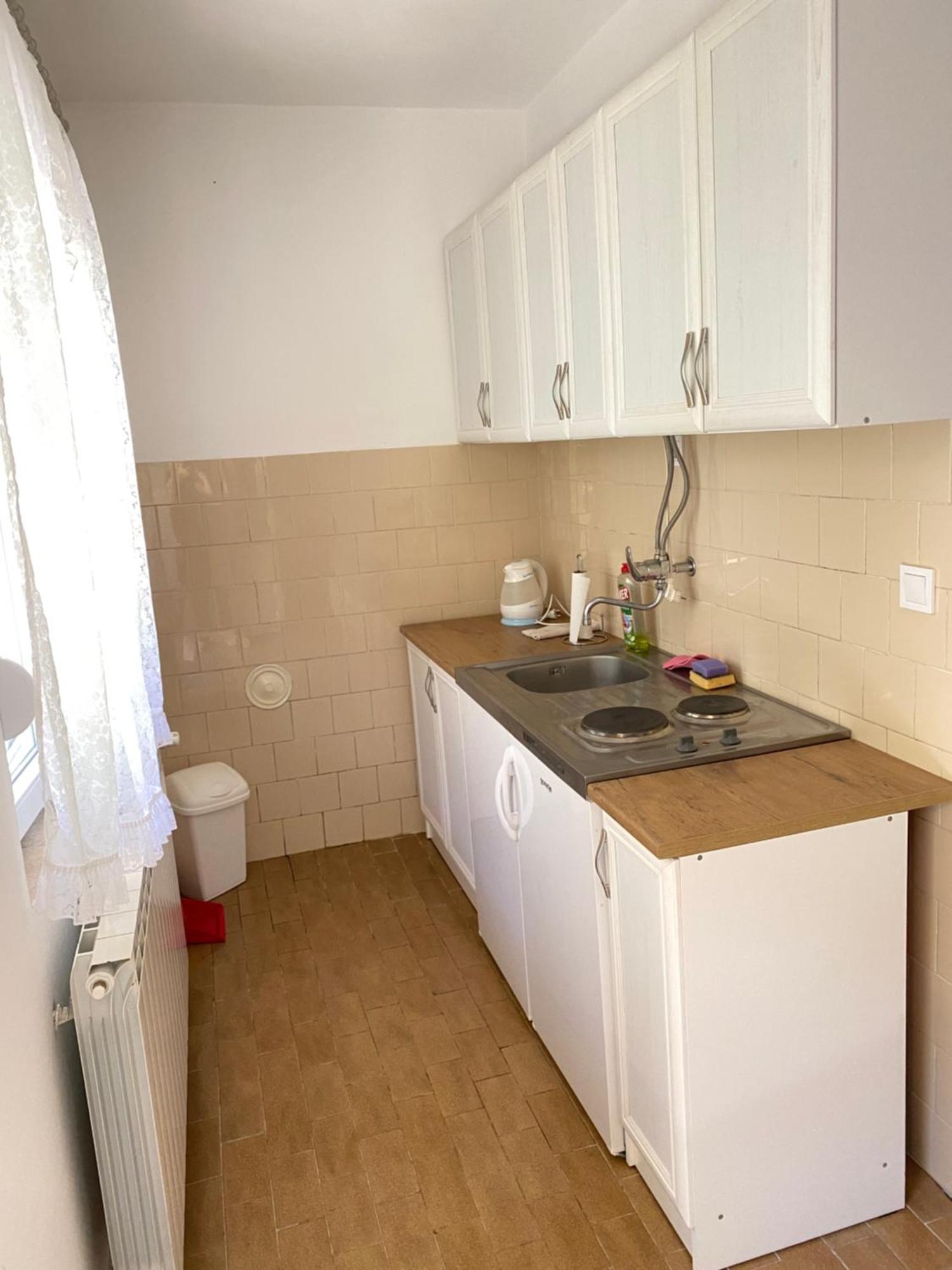 - Dobrota Sun Apartment Kotor